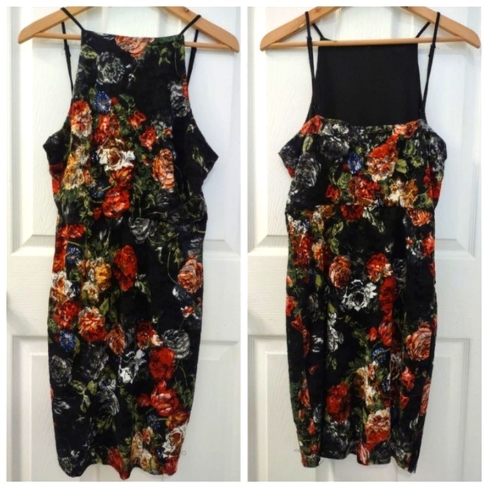 Charlotte Russe High Neck Lace Dark Floral Fitted Semi Formal Dress Size L